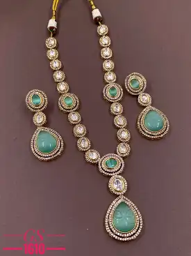 Avantika , elegant Kundan Necklace Set for Women -NEERA001KNB