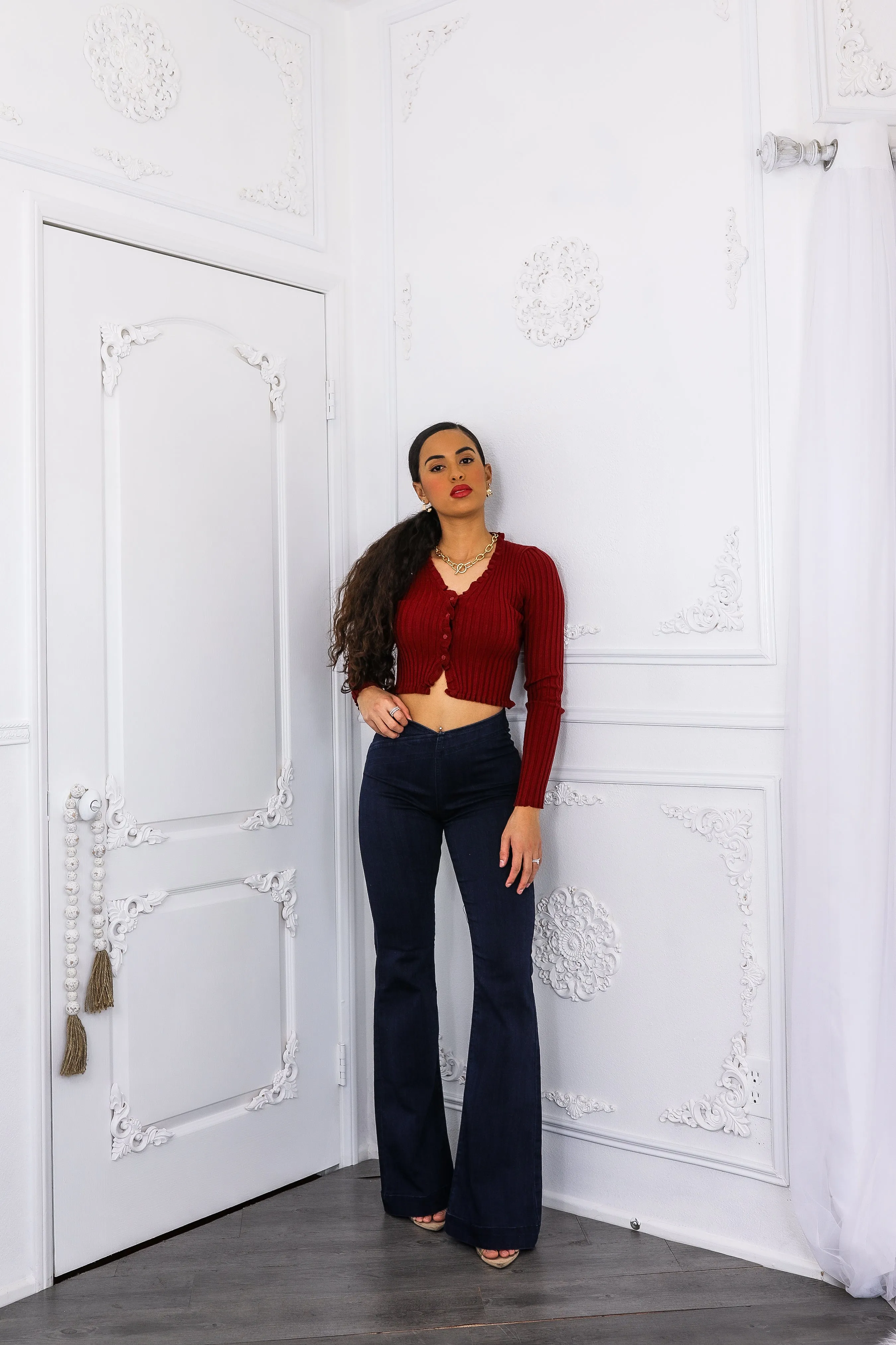 Deena Long Sleeves Ribbed Button Crop Top