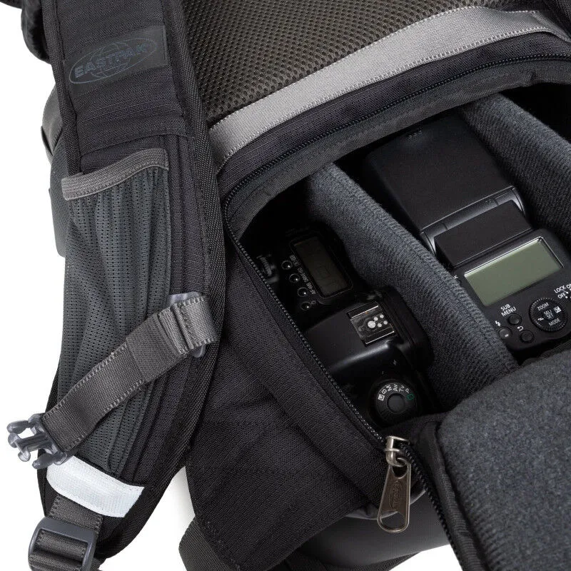 Eastpak  Out Camera Pack - Zaino da escursionismo