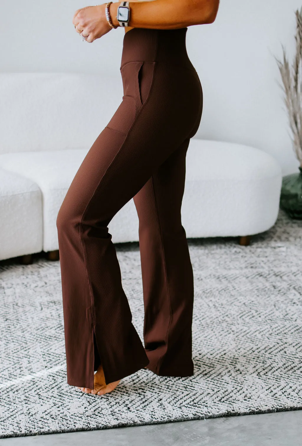 Mae Crossover Ribbed Flare Legging